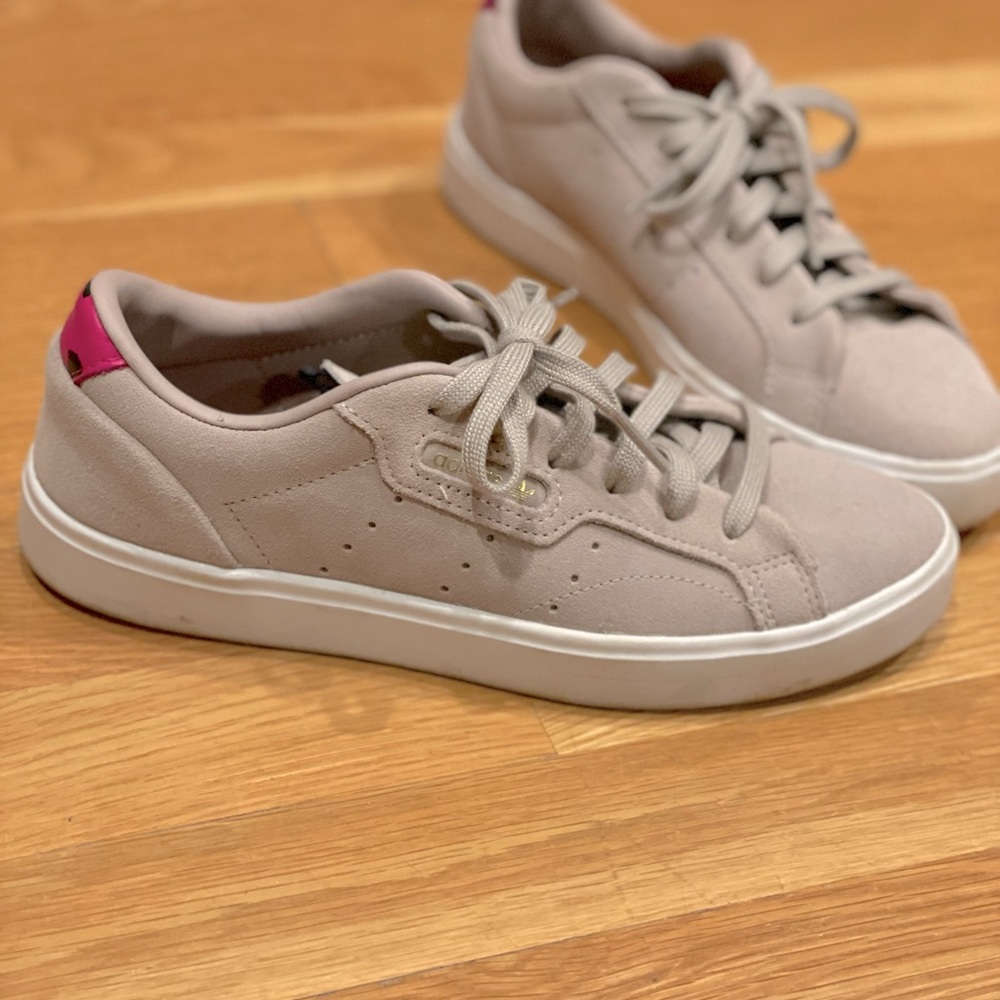 Adidas Originals WOMEN'S SLEEK TRAINERS SHOES SNEAKERS GREY SUEDE